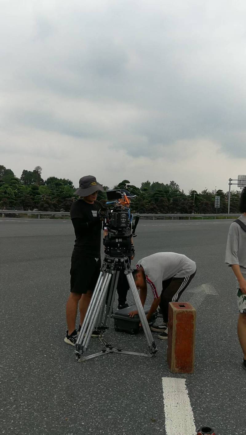 康定县TVC拍摄公司：唤醒集体记忆，构建跨代际沟通桥梁