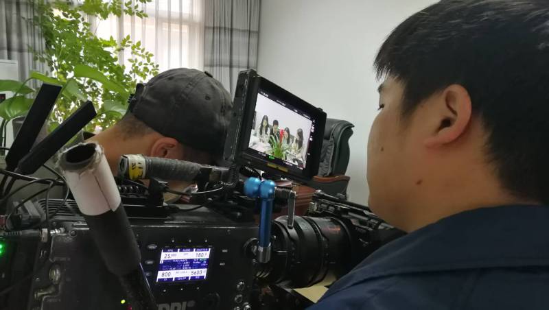 剧本杀式体验：康定县广告片拍摄公司构建沉浸式消费决策路径